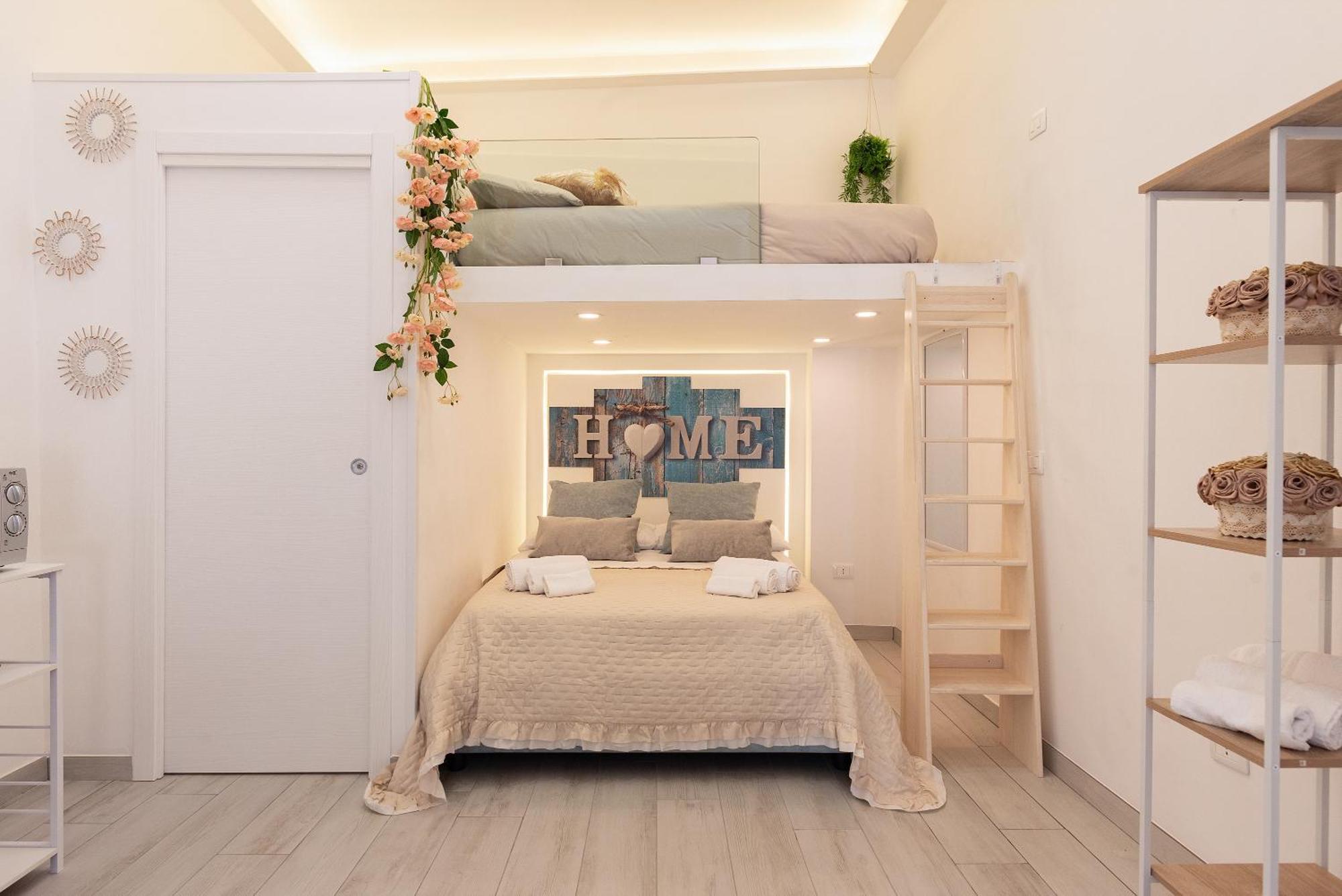 House Benedetta Centro Di Napoli Διαμέρισμα Εξωτερικό φωτογραφία